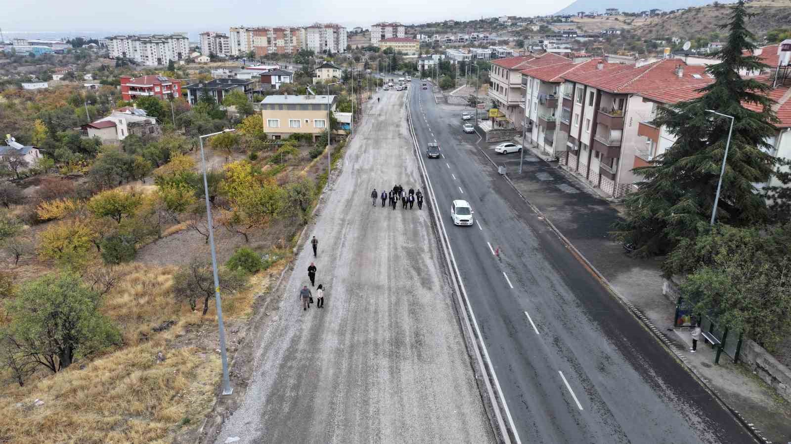 Hacılar-Kayseri caddesinde 100 milyon TL&rsquo;lik yol yenileme &ccedil;alışması
