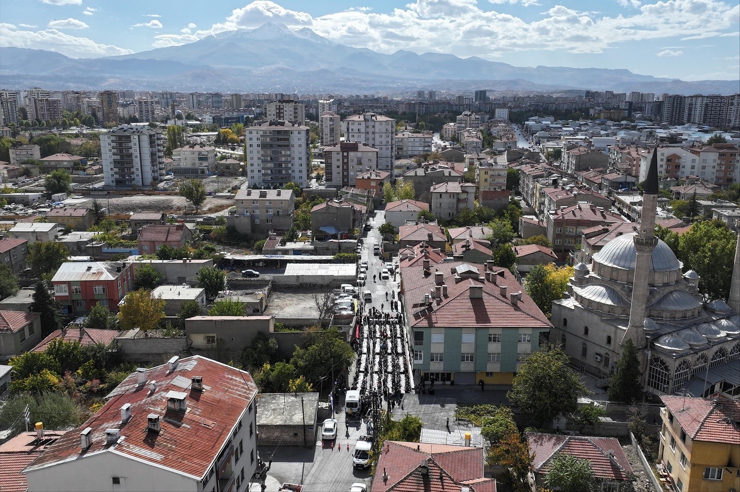 Başkan &Ccedil;olakbayrakdar: "Argıncık, d&ouml;n&uuml;ş&uuml;mle yepyeni bir mahalle olacak"
