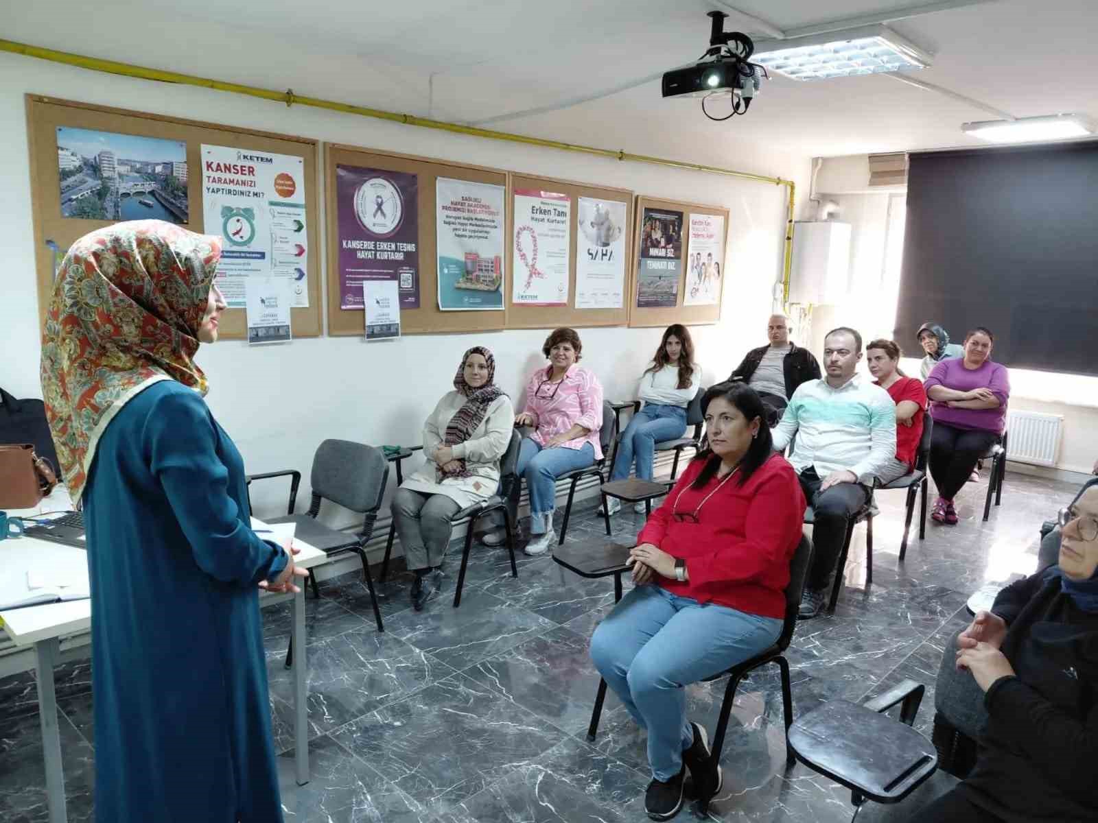 Odunpazarı&rsquo;nda Sağlık ve Diyanet iş birliğiyle aileye y&ouml;nelik farkındalık semineri yapıldı

