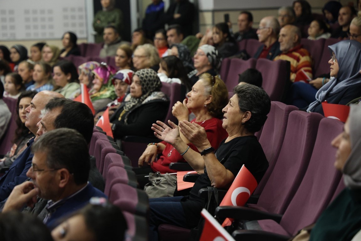 Kartepe’de 102. yıl coşkusu