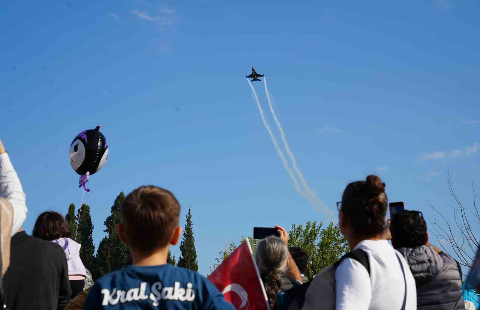 SOLOTÜRK’ten Pamukkale semalarında Cumhuriyet coşkusu