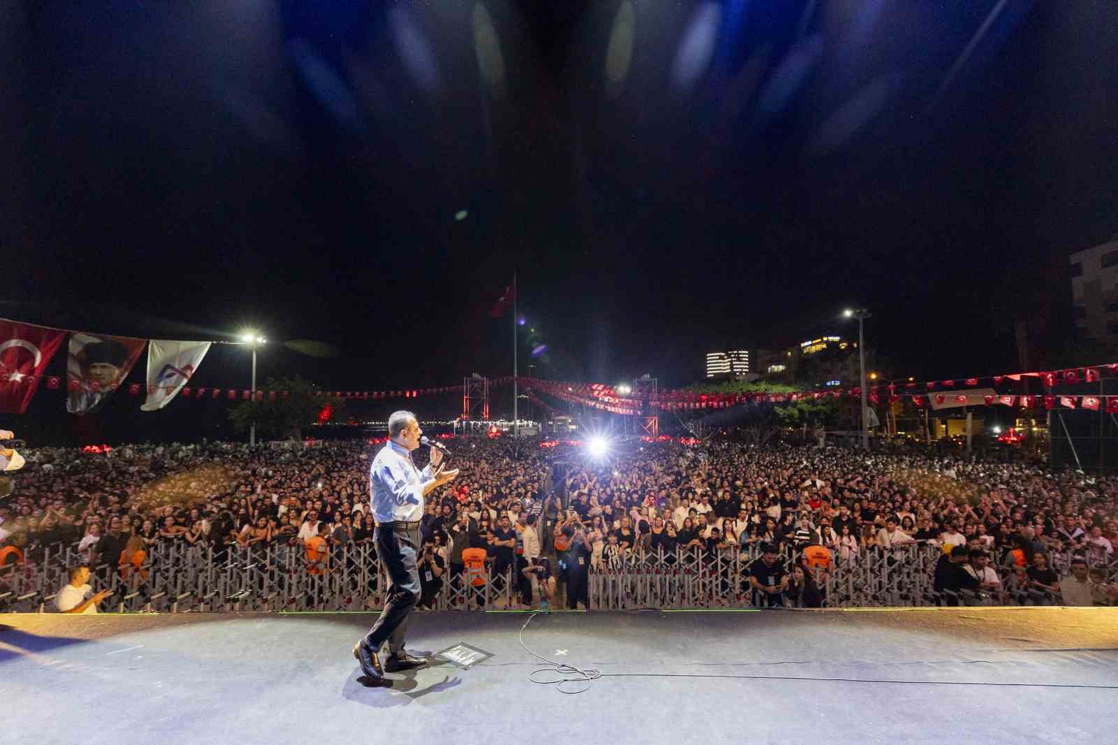 Mersin’de ’Gençlik Festivali’ coşkusu tüm kenti sardı