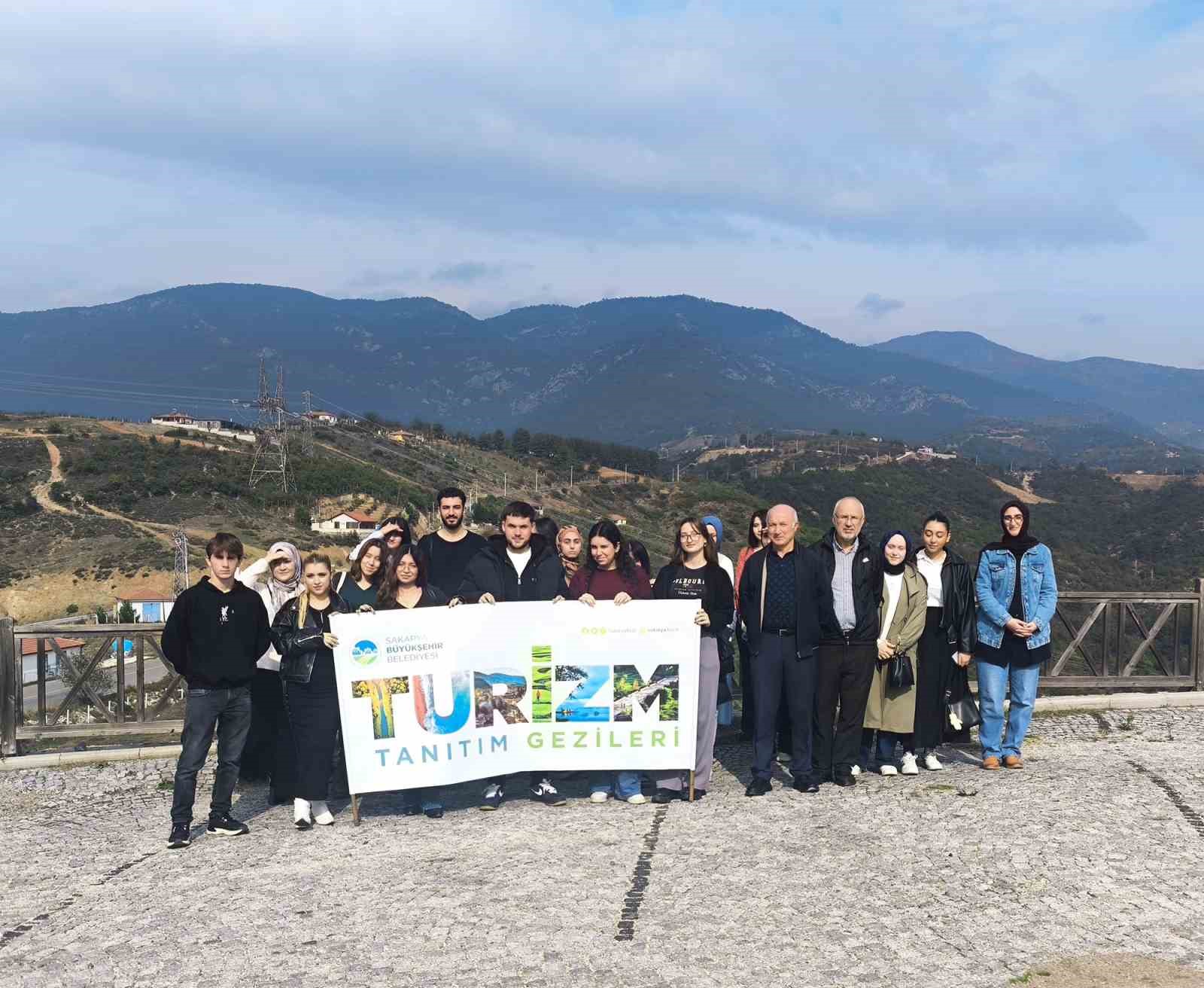 SUBÜ turizm öğrencileri tanıtım gezisinde buluştu