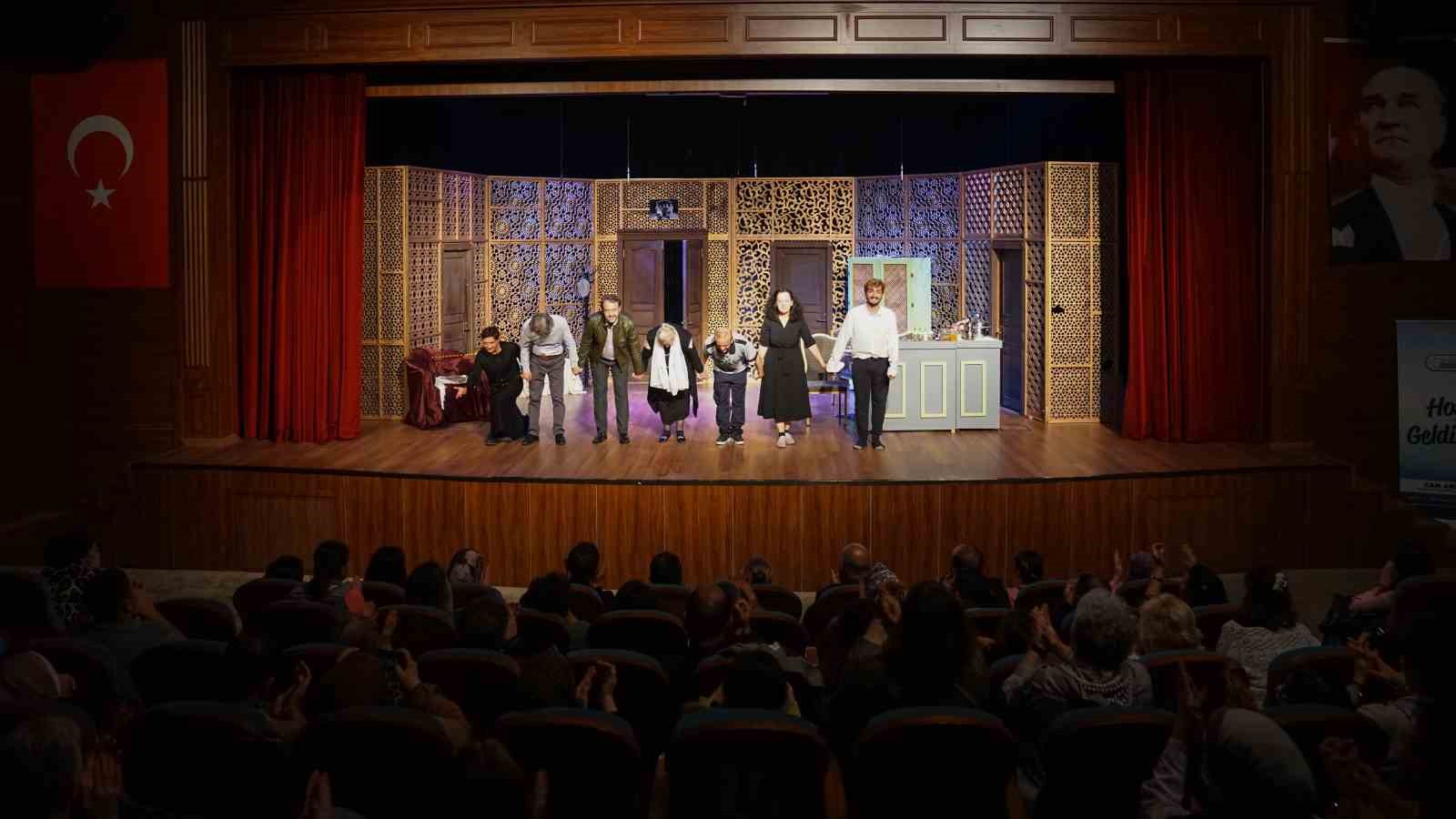 "Ocak" Esenyurtlu sanatseverlerle buluştu
