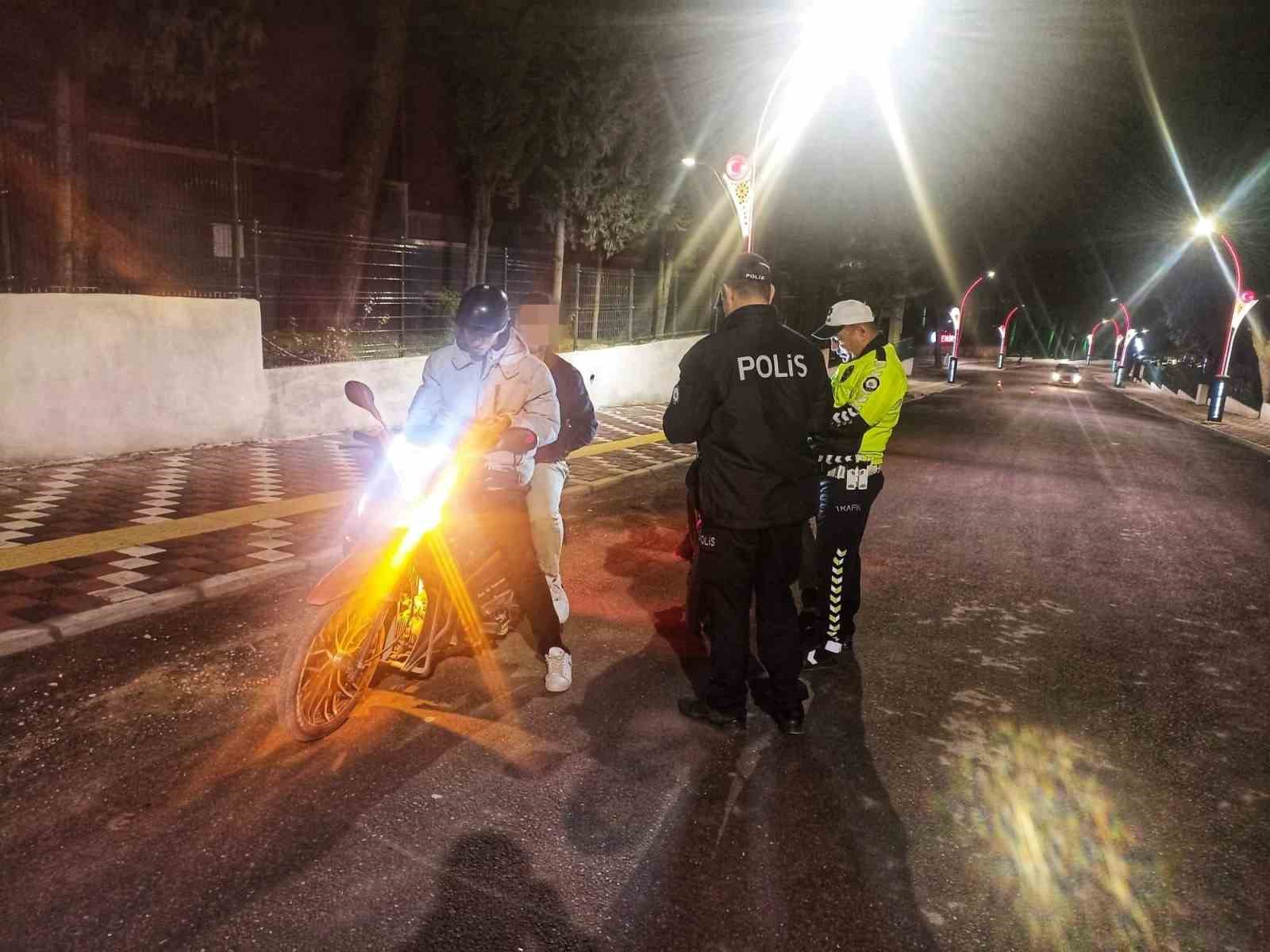 Manisa’da aranan 7 şahıs yakalandı