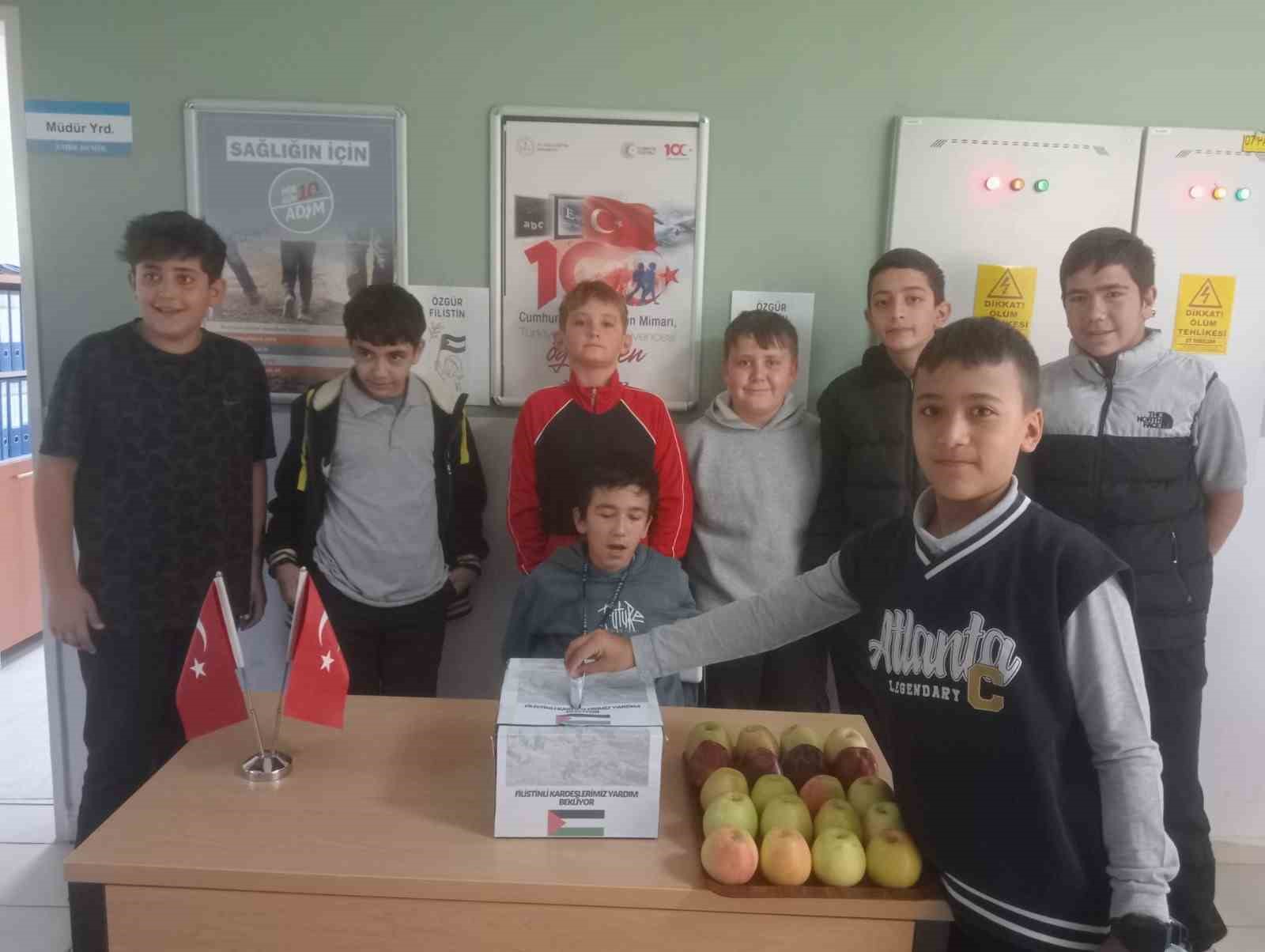 Eğirdirli öğrencilerden Filistin’e anlamlı destek: 238 bin 85 TL yardım toplandı