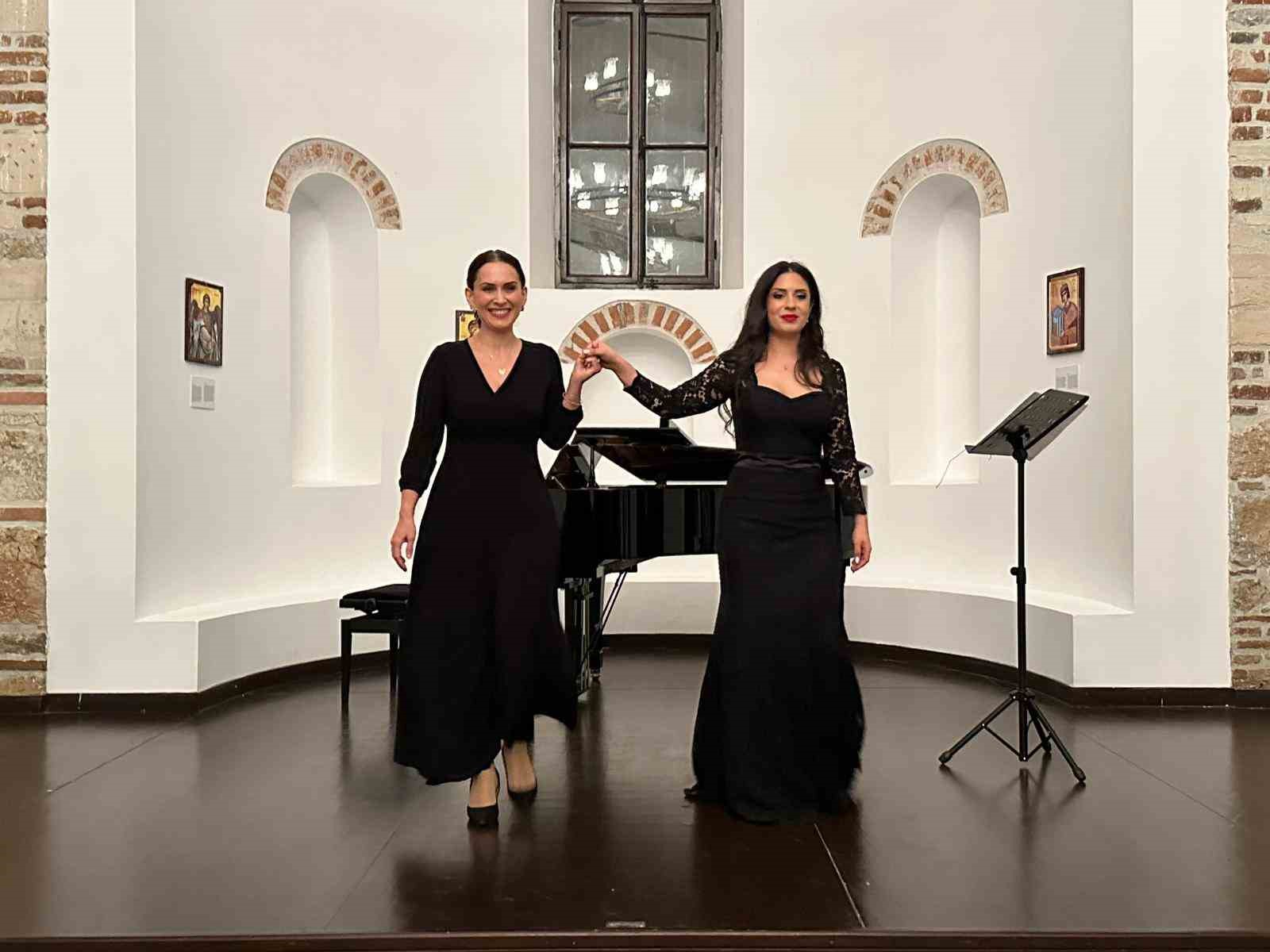 Aziz Panteleimon Kilisesi&rsquo;nde "G&uuml;z Resitali"
