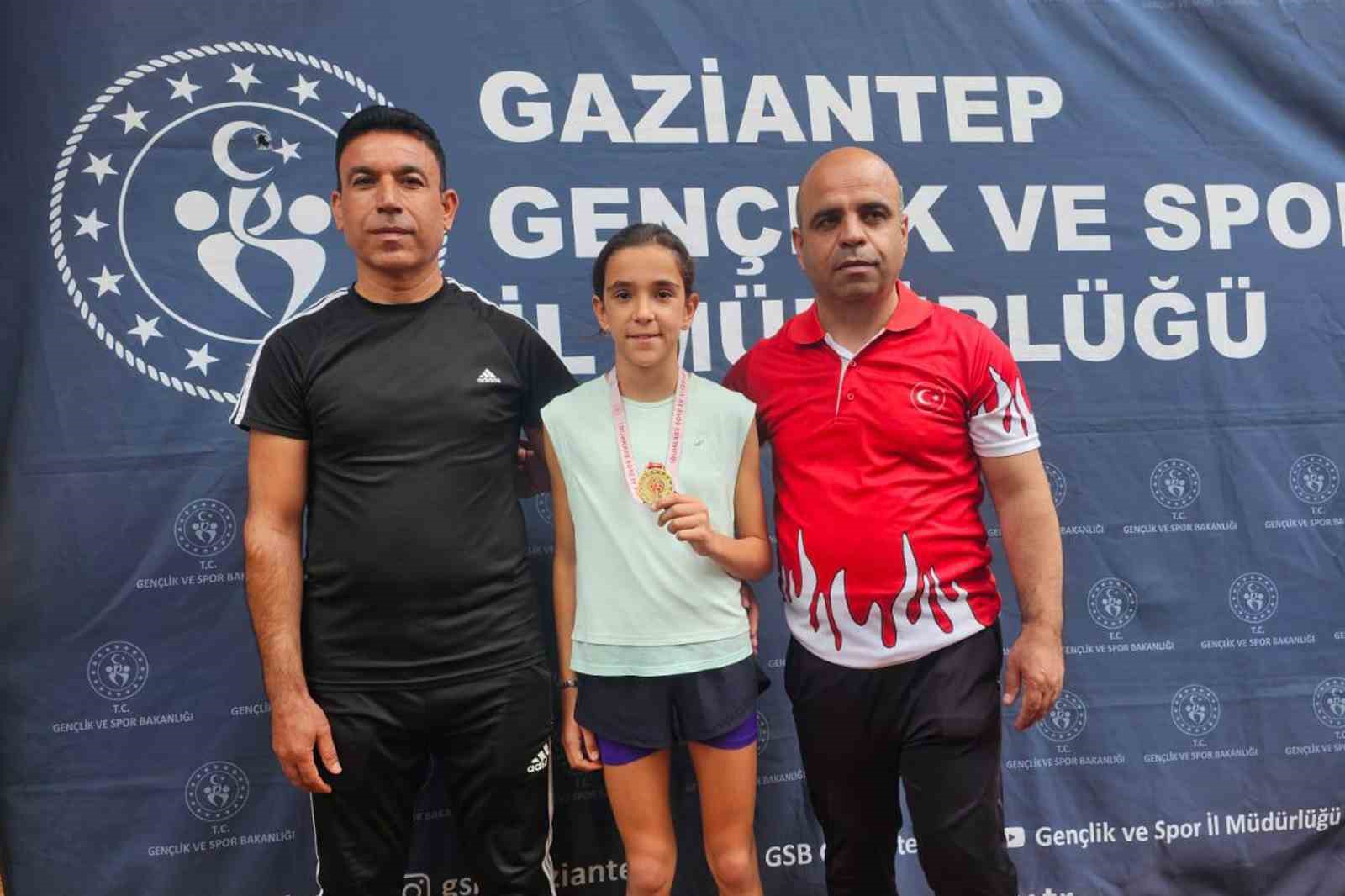 Arabanlı sporcu, atletizmde il birincisi oldu