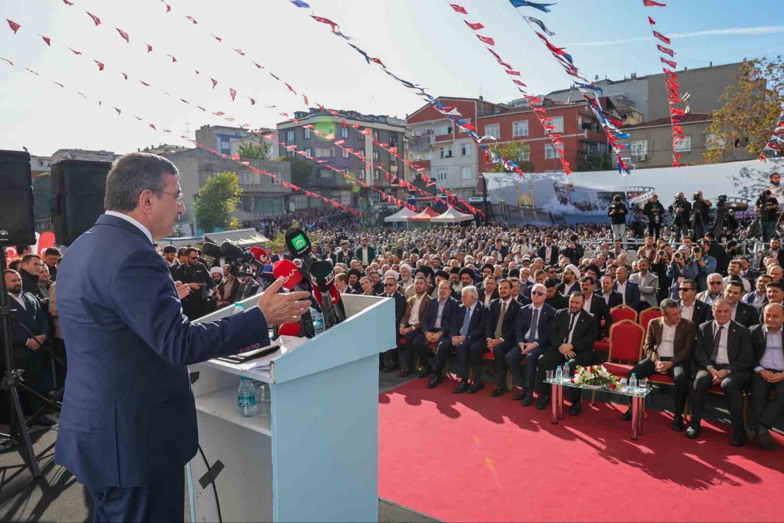 Cevdet Yılmaz, Zeynebiye Camii&rsquo;nin a&ccedil;ılışına katıldı: "İslam k&uuml;lt&uuml;r ve medeniyetinde hayat, cami ile başlar ve camilerin &ccedil;evresinde gelişir"

