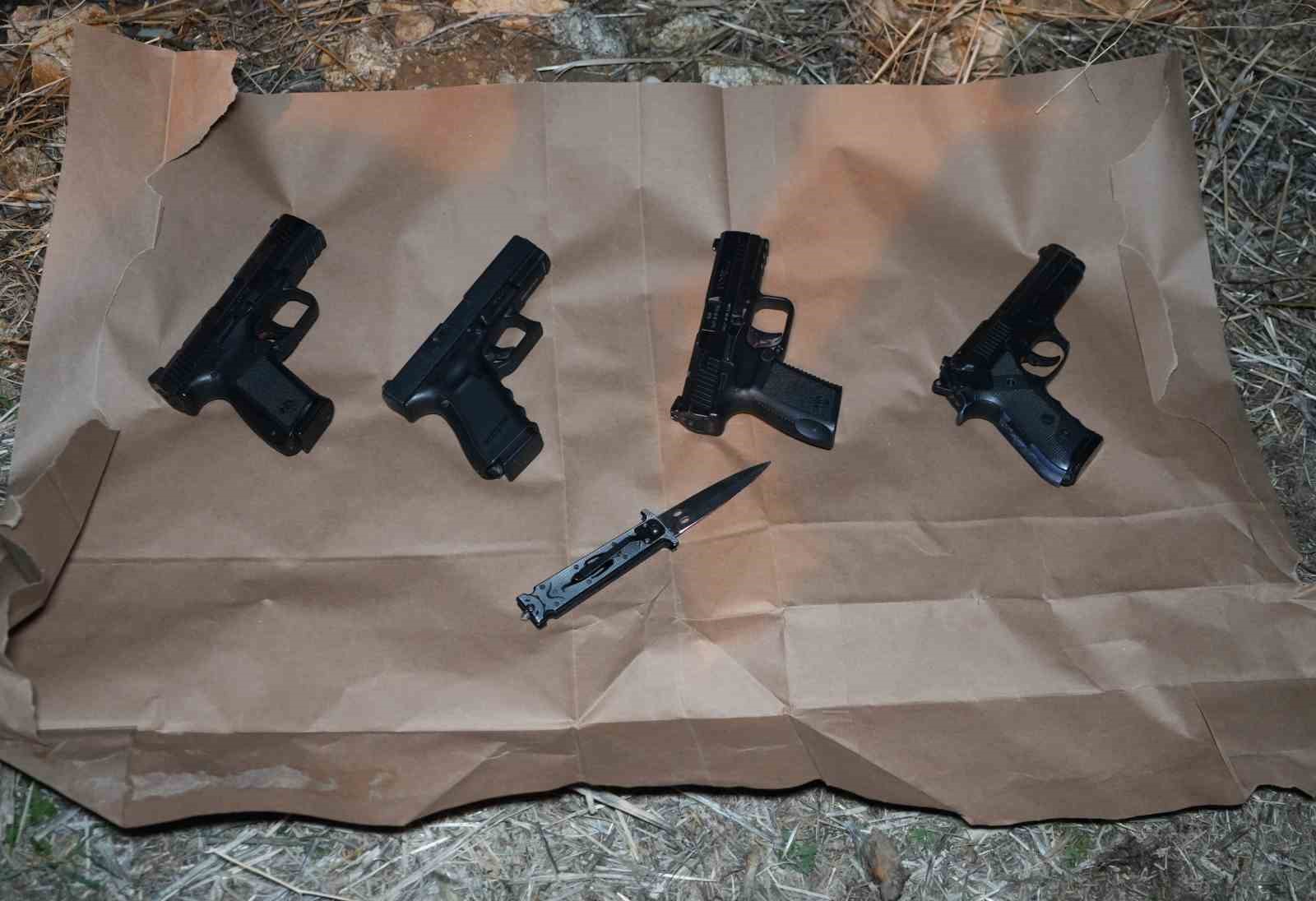 Silahlı eğlenceye müdahale eden polislere saldırı: 23 gözaltı