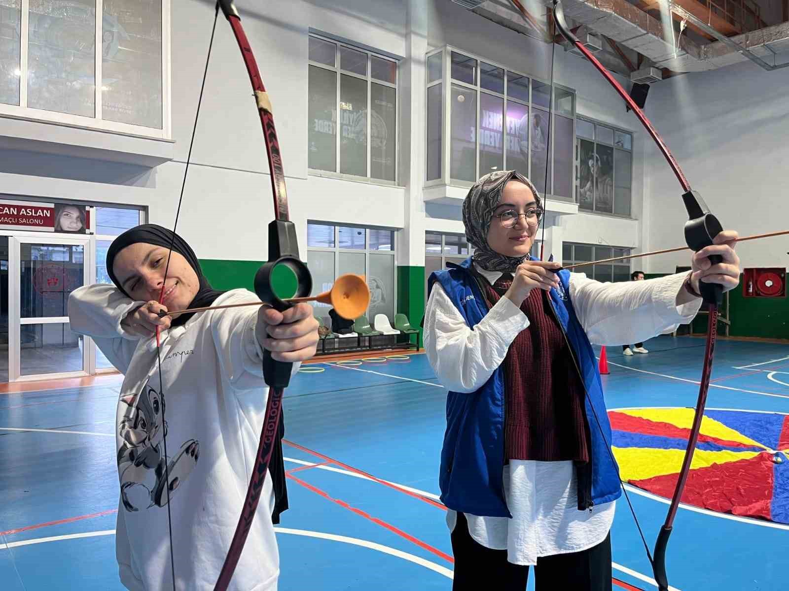 Muğla’da gençler festivalde buluştu