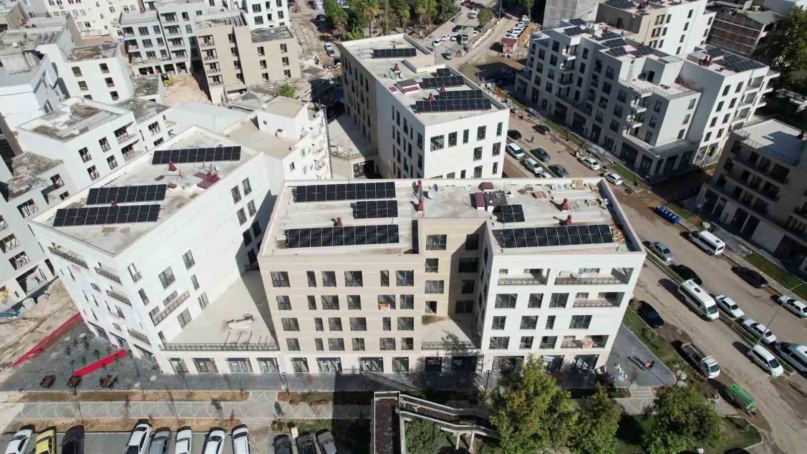 Adıyaman Atatürk Bulvarı’nda ticaret ve yaşam yeniden başladı