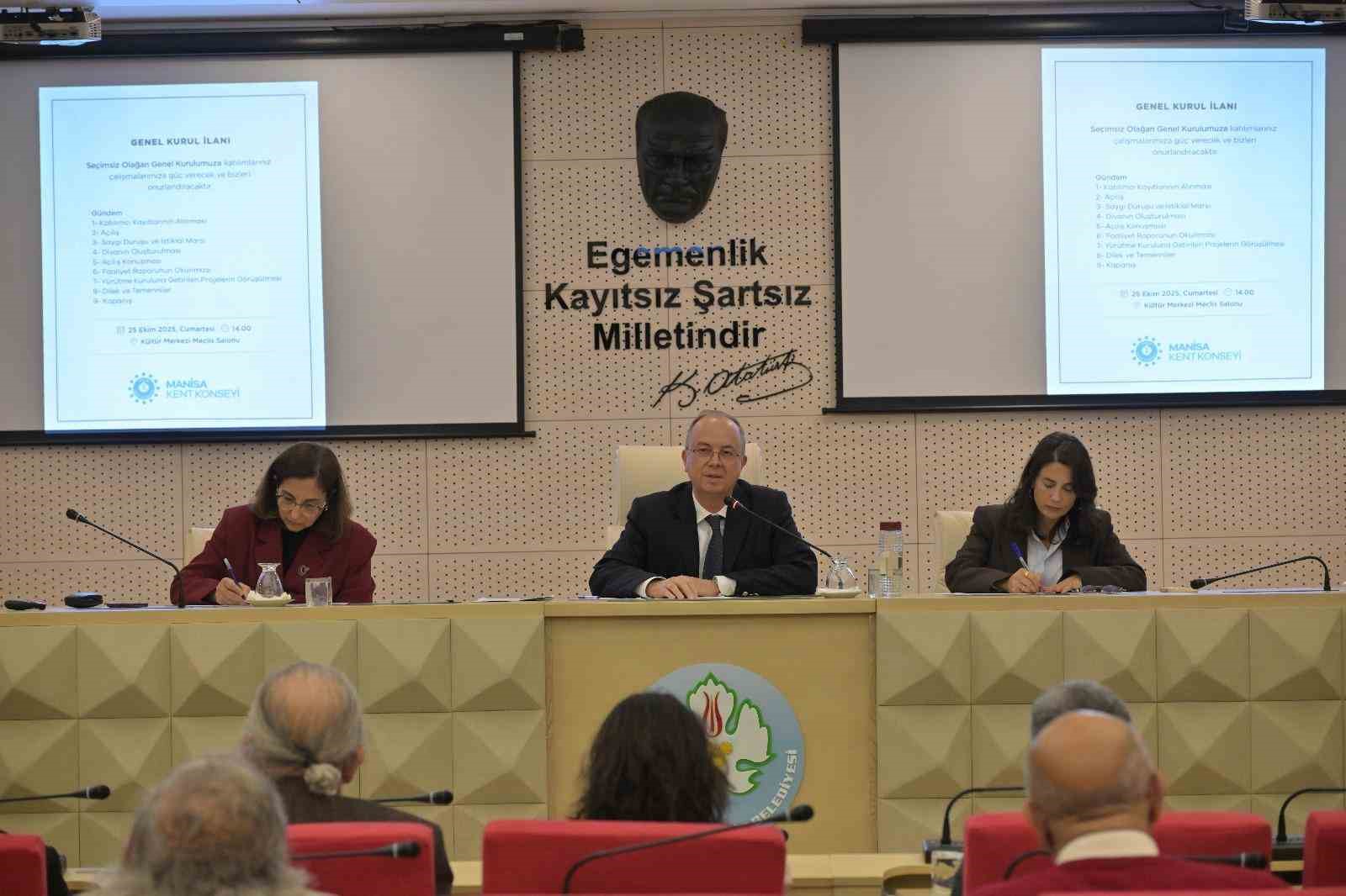 Bayraktar&rsquo;dan &rsquo;T&uuml;m il&ccedil;elere kent konseyi kurulsun&rsquo; &ccedil;ağrısı
