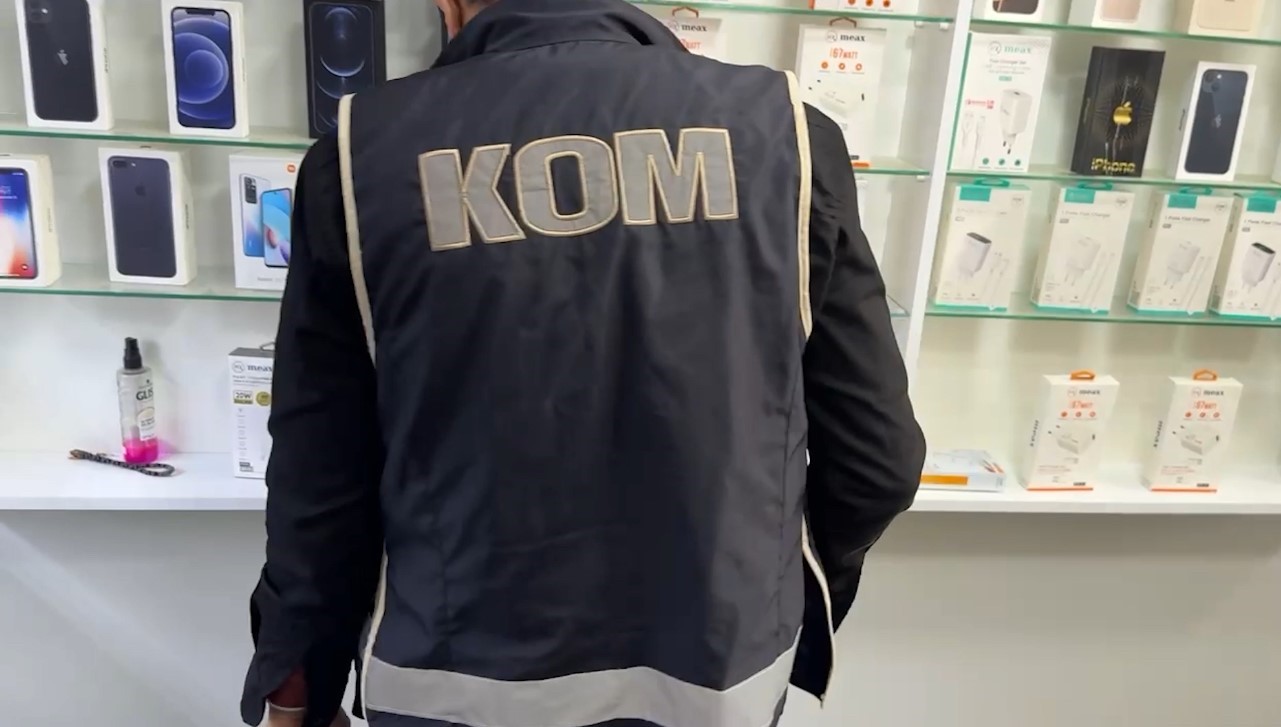 Iğdır’da kaçakçılık ve dolandırıcılık operasyonları: Çok sayıda kaçak ürün ele geçirildi, 4 şüpheli yakalandı
