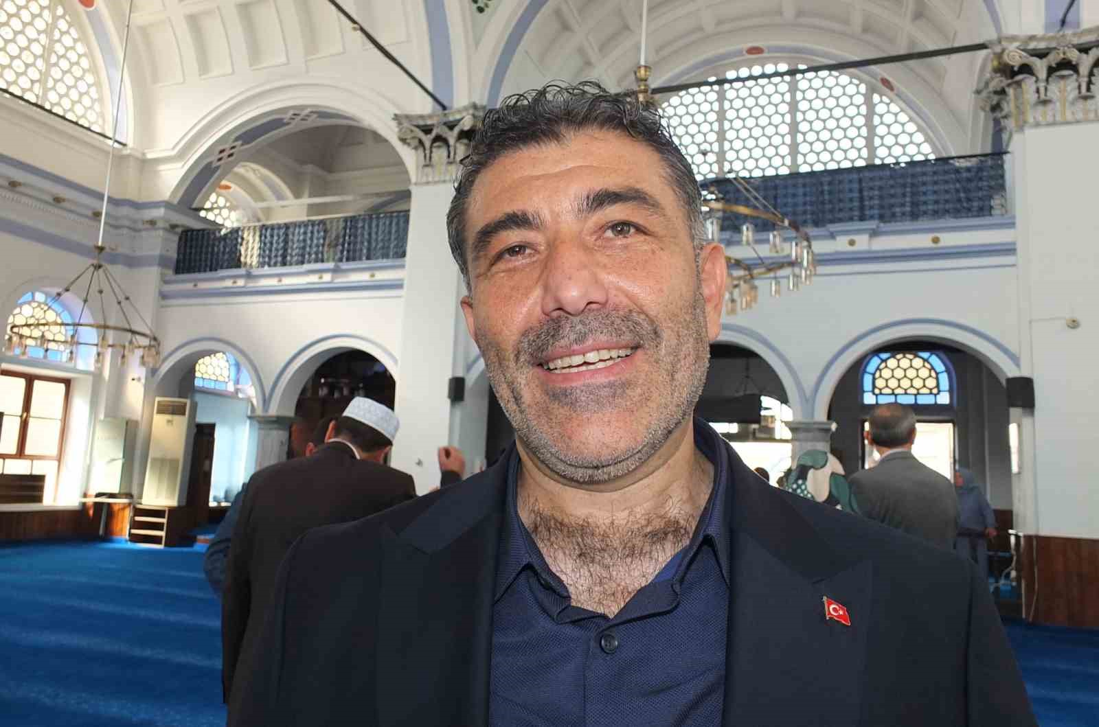 Balıkesir Burhaniye&rsquo;de Umre Hayrı yoğun ilgi g&ouml;rd&uuml;
