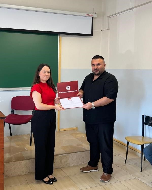 Bilecik’te ‘Bir Mezun Bir Hikâye’ söyleşisi öğrencilerle buluştu