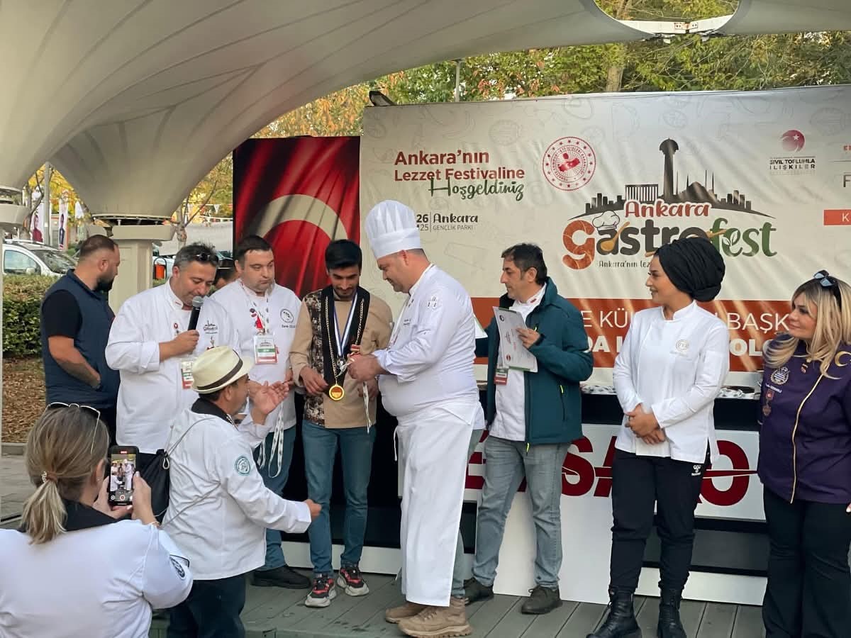 K&uuml;tahyalı şeflerden Ankara Gastronomi Festivali&rsquo;nde b&uuml;y&uuml;k başarı
