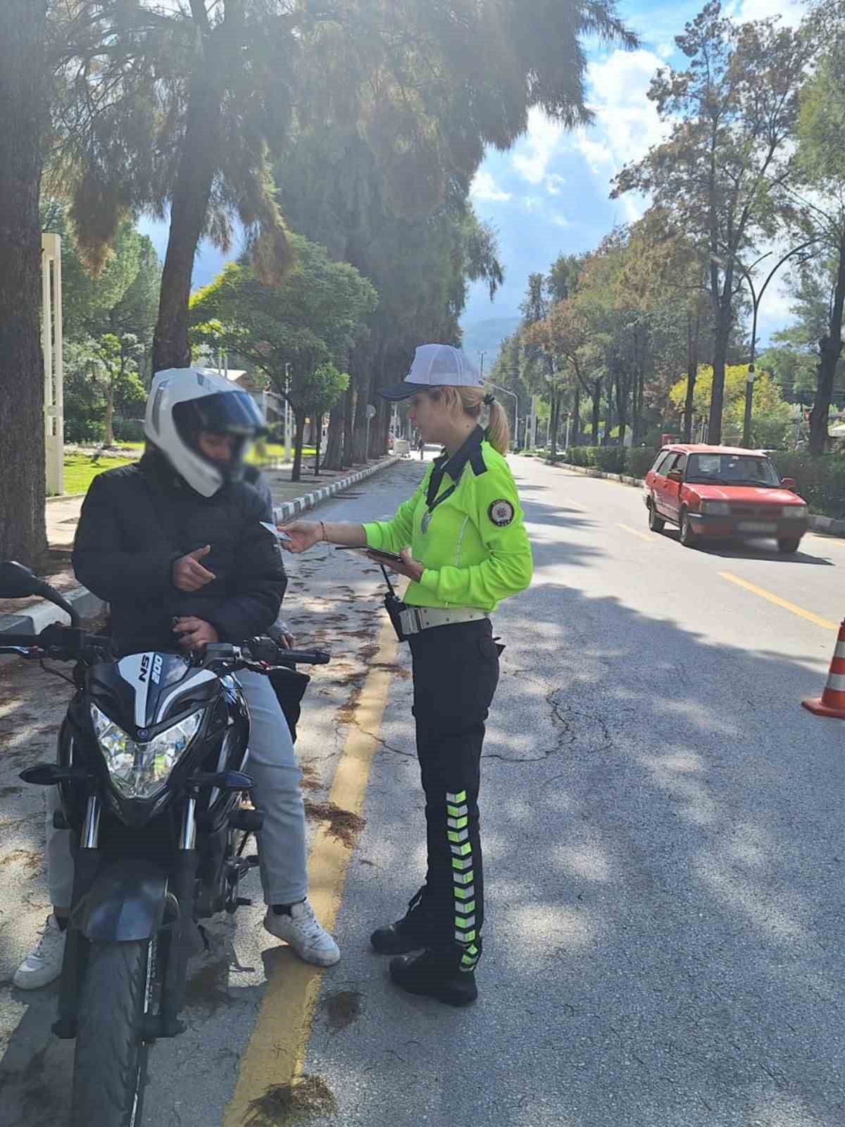 Motosiklet denetiminde ceza yağdı