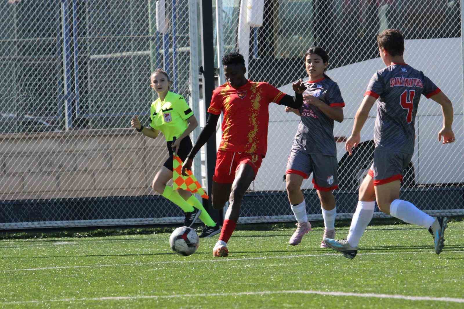 Kayseri Kadın FK, 3 puanı 4 golle aldı