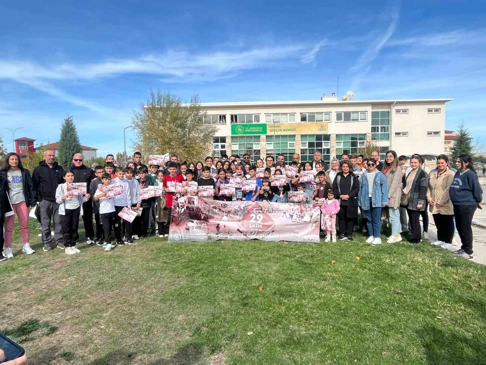 K&uuml;tahya&rsquo;da oryantiring heyecanı
