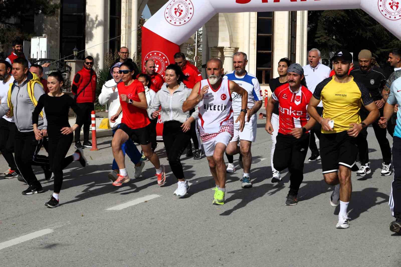 3. Cumhuriyet Halk Koşusu Söğüt’te gerçekleşti