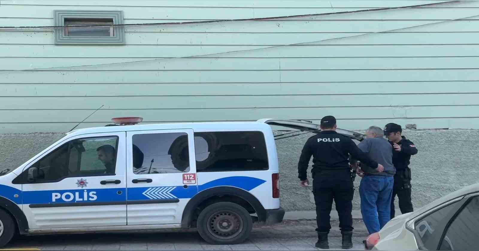 Interpol ve Europol tarafından aranan zanlı Şanlıurfa&rsquo;da yakalandı
