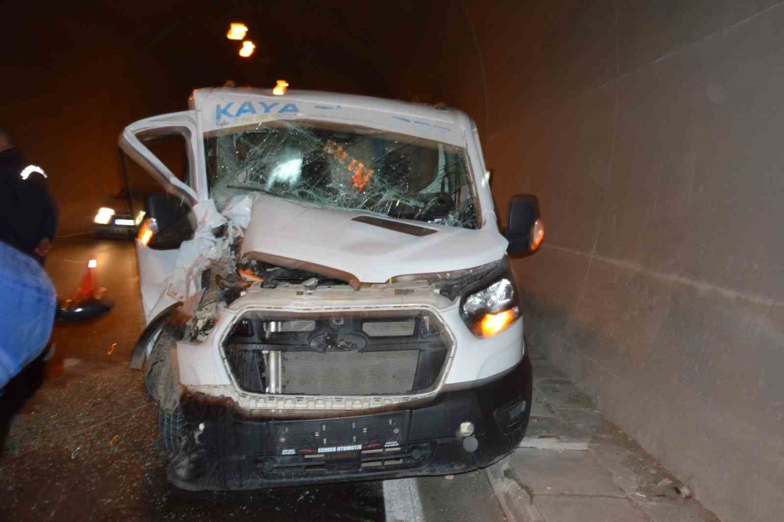 Samsun&rsquo;da t&uuml;nelde kaza: 2 yaralı
