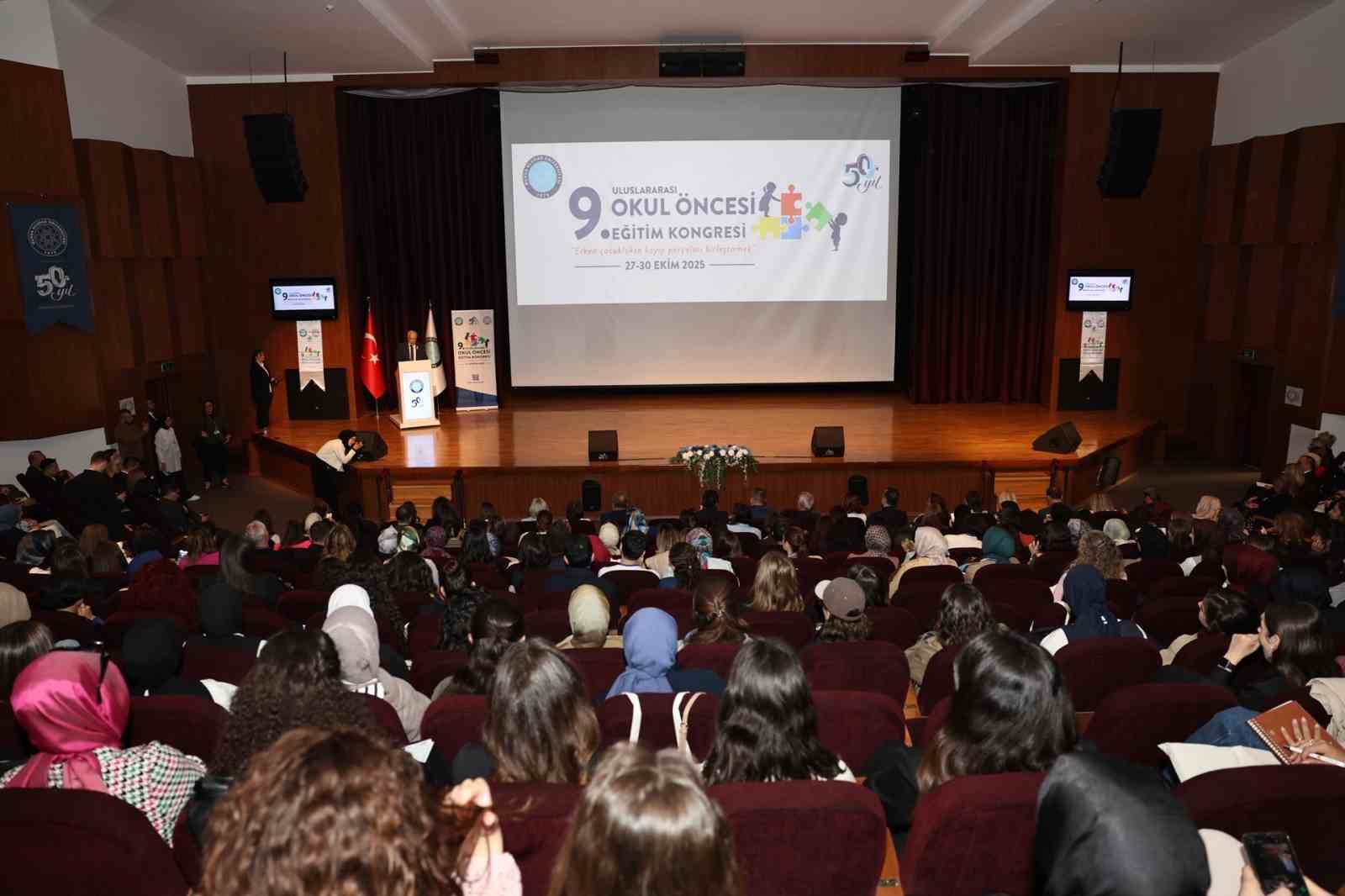 Başkan Şadi &Ouml;zdemir: "Nil&uuml;fer&rsquo;in hedefi &ccedil;ocuk dostu bir şehir"
