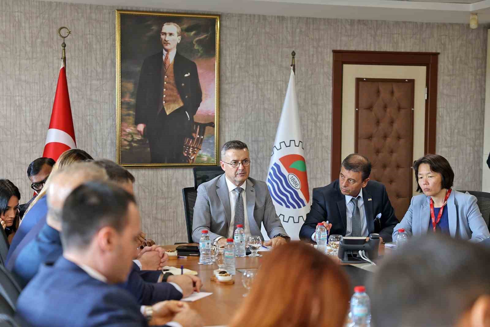 Mersin&rsquo;de limandaki tarifeler konuşuldu
