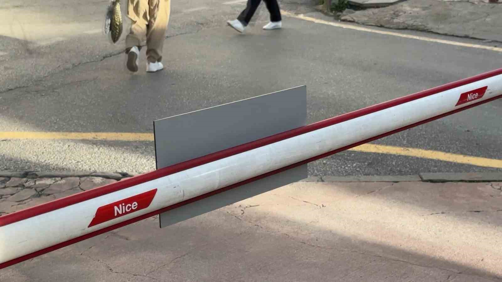 Samsun&rsquo;da g&ouml;r&uuml;nmez kaza: Yayanın kafasına bariyer &ccedil;arptı
