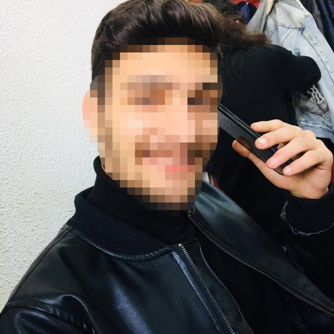 Çanakkale’de alkollü şahıs cadde ortasında husumetlisini bıçaklayarak öldürdü
