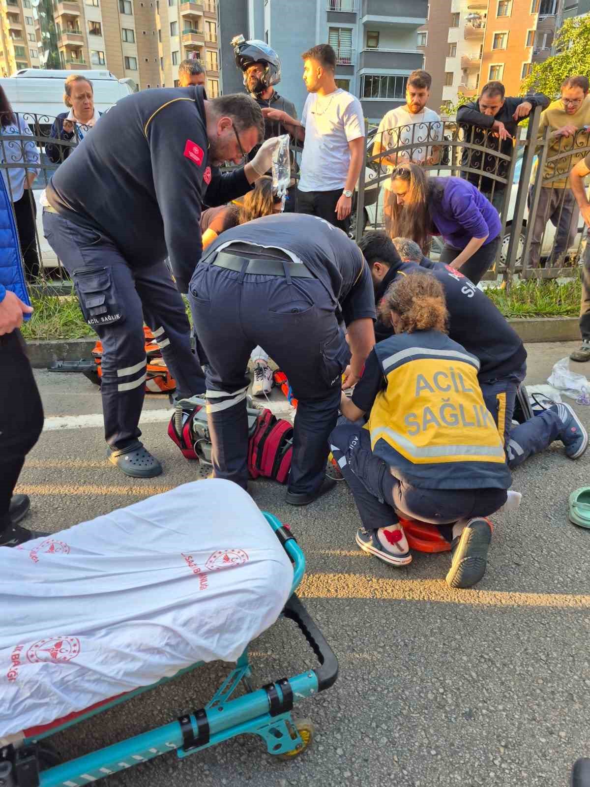 Rize’de kamyonetin çarptığı paramedik ağır yaralandı
