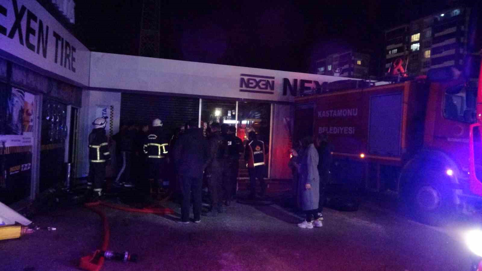 Kastamonu’da iş yerinde çıkan yangın büyümeden söndürüldü