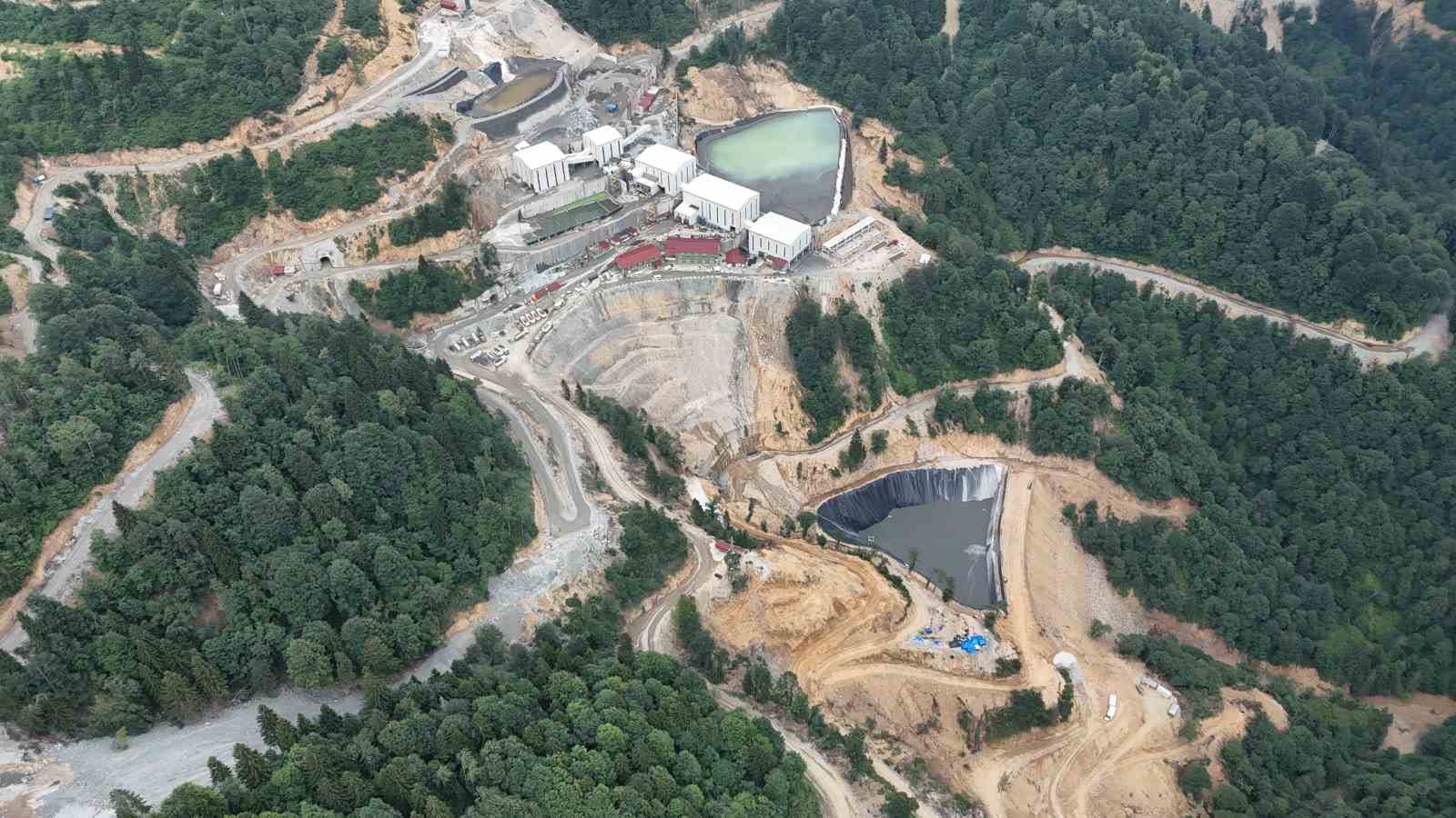 Yeraltında servet, yer&uuml;st&uuml;nde tehlike
