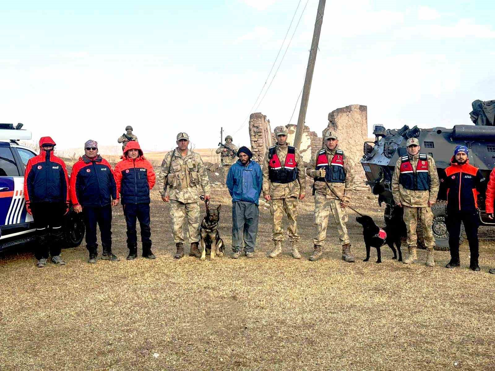 Van’da kayıp şahıs bulunup ailesine teslim edildi