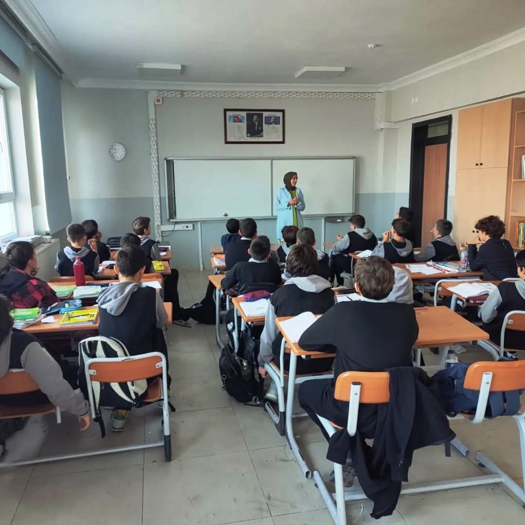 K&uuml;tahya Şehit Selim Cansız AİHL&rsquo;de motivasyon semineri
