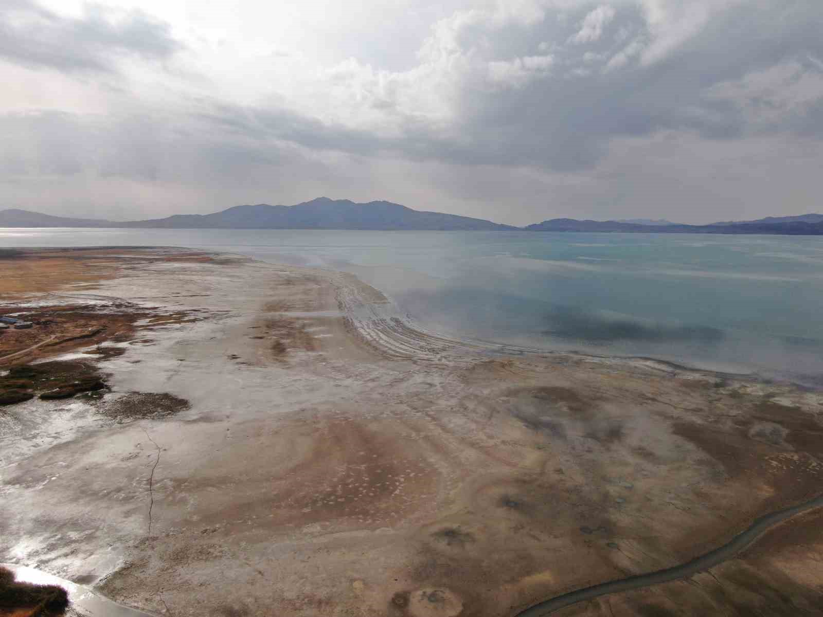 Erçek Gölü son 30 yılda büyük çekilme yaşadı