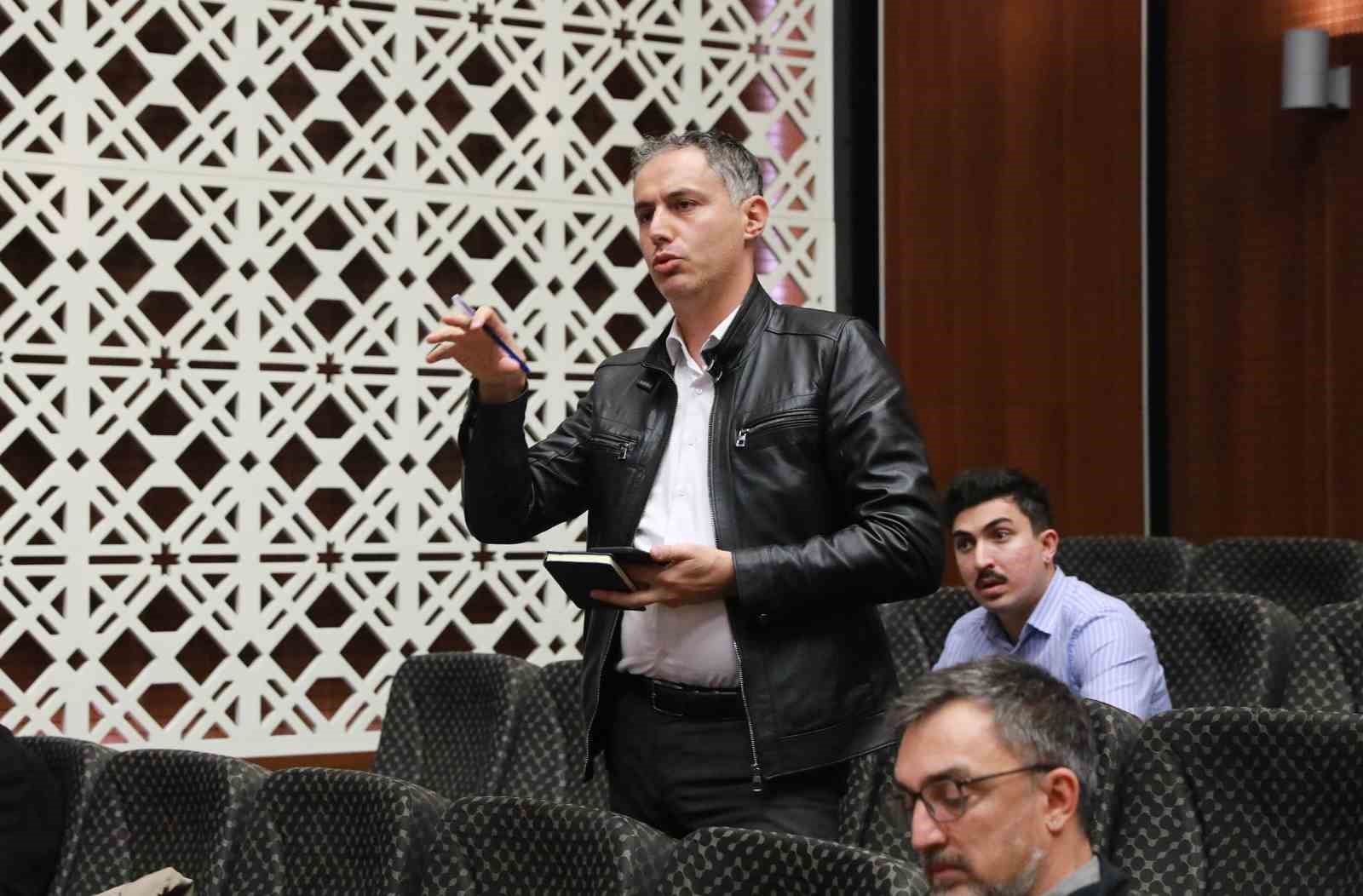 Ke&ccedil;i&ouml;ren Belediyesi&rsquo;nden belediye personeline &lsquo;Kentsel D&ouml;n&uuml;ş&uuml;m Eğitimi&rsquo;
