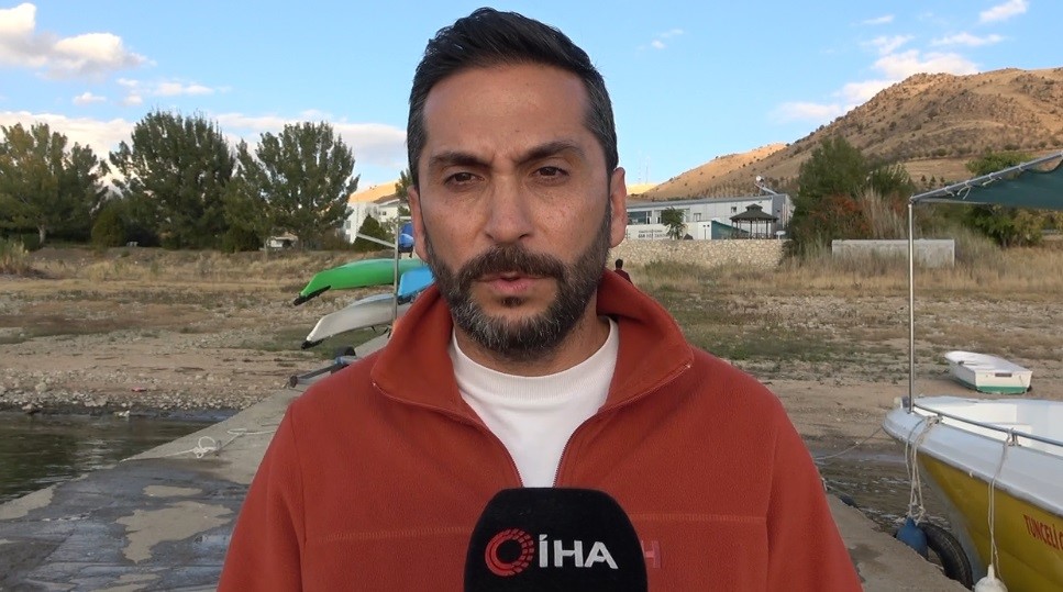 Tunceli’de kano yarışları renkli görüntüler oluşturdu