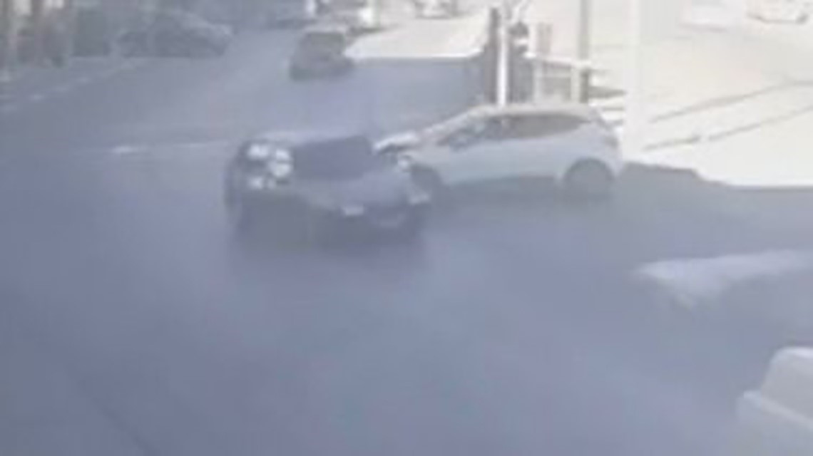 Karaman’da iki otomobil çarpıştı: 1 yaralı