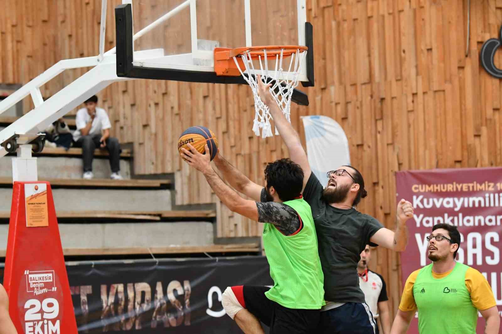 Balıkesir’de Cumhuriyet Bayramı etkinlikleri gerçekleştirildi
