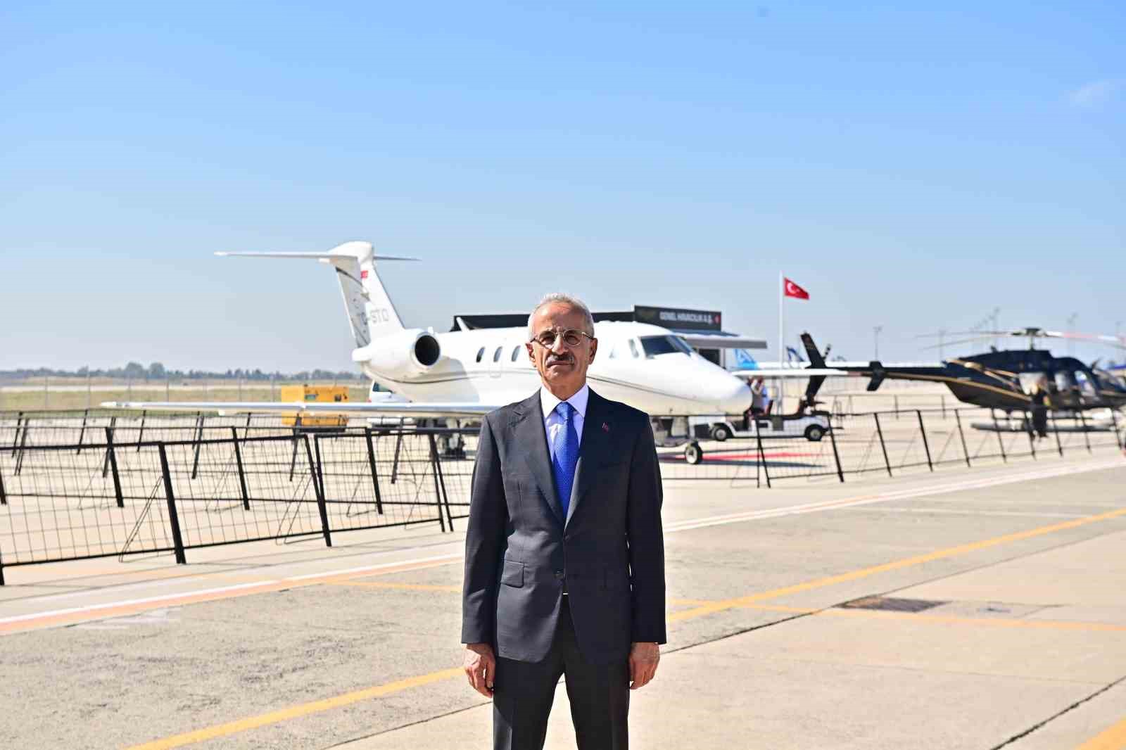 Bakan Uraloğlu a&ccedil;ıkladı: T&uuml;rkiye&rsquo;nin 14&rsquo;&uuml;nc&uuml; hava kamp&uuml;s&uuml; Sivas&rsquo;ta a&ccedil;ılıyor
