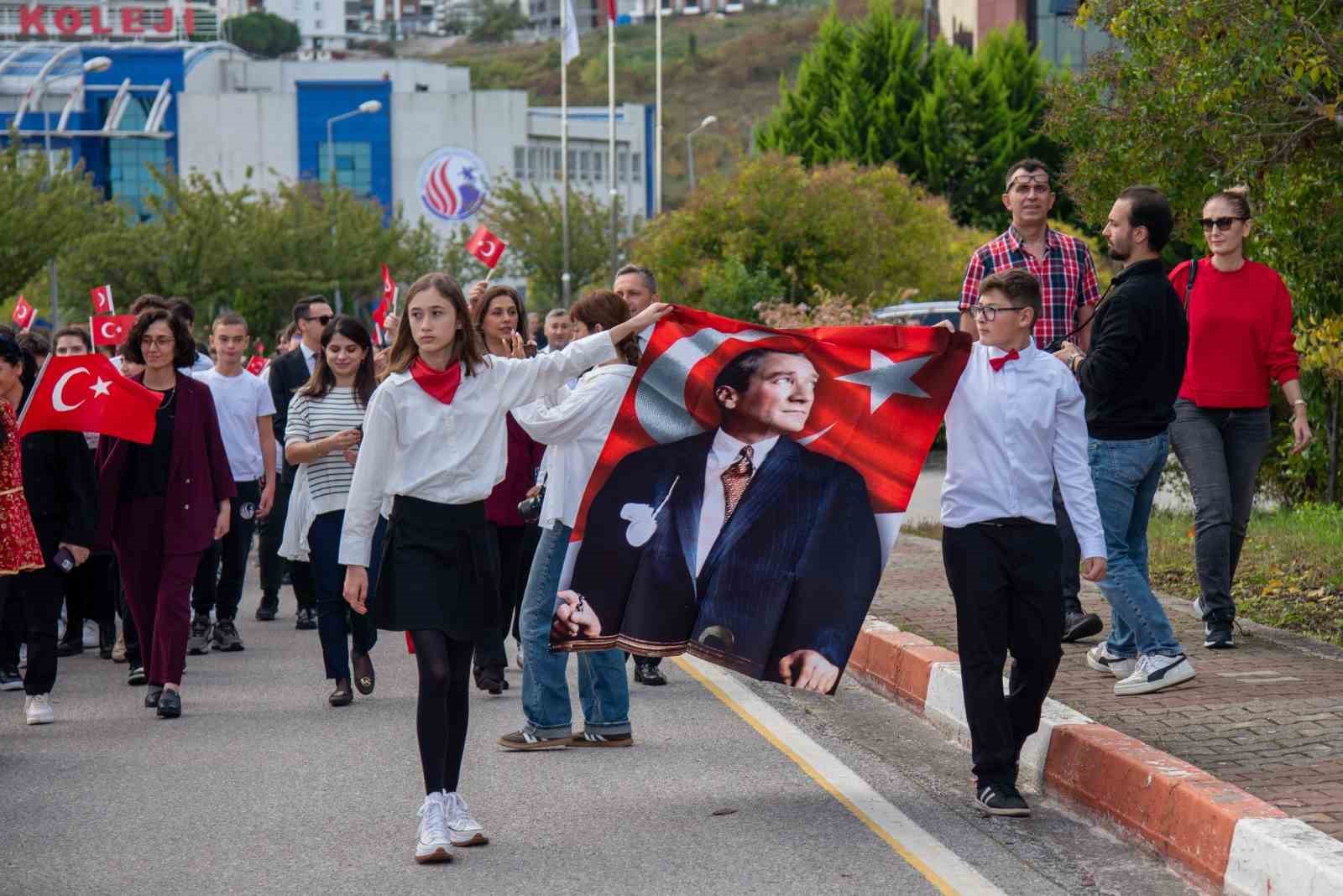 OM&Uuml;&rsquo;de Cumhuriyet Y&uuml;r&uuml;y&uuml;ş&uuml;
