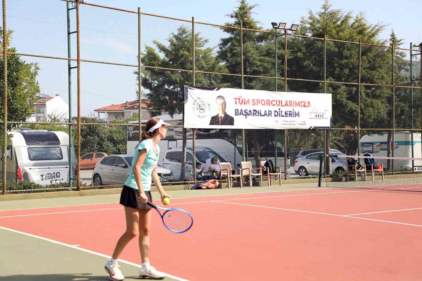 Dalaman’da Cumhuriyet coşkusu tenis ile kutlandı