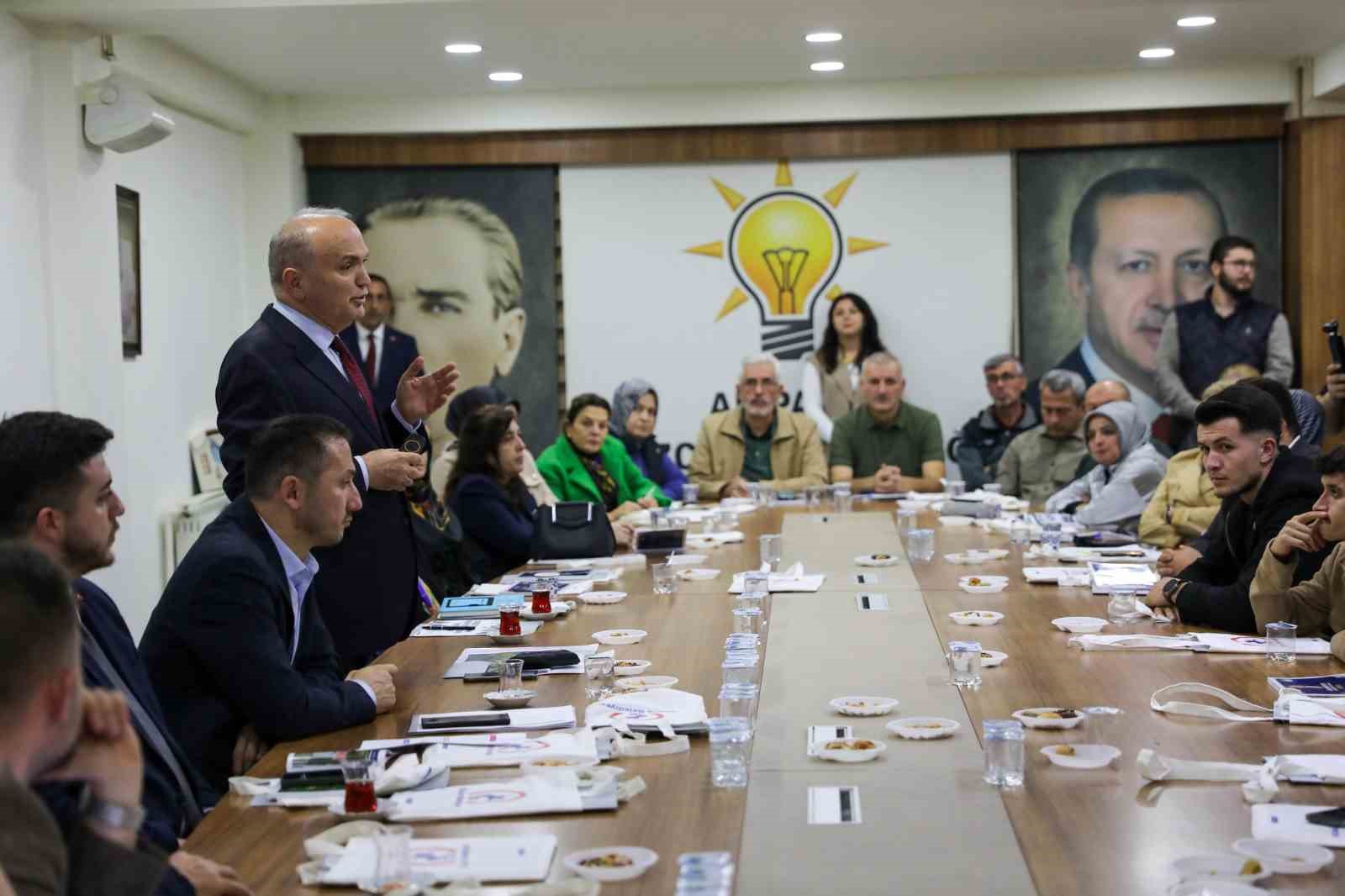 Başkan Özlü "Hukuki olmayan hiçbir işimiz olmaz"