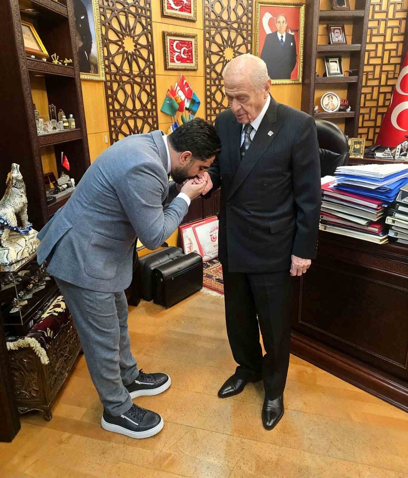 Roman toplumu projelerini Devlet Bahçeli’yle anlattılar