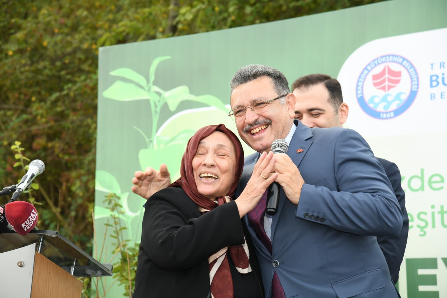 Unutulmaya ve kaybolmaya yüz tutmuş meyve türlerinin fidanları üretici ile buluşturuldu