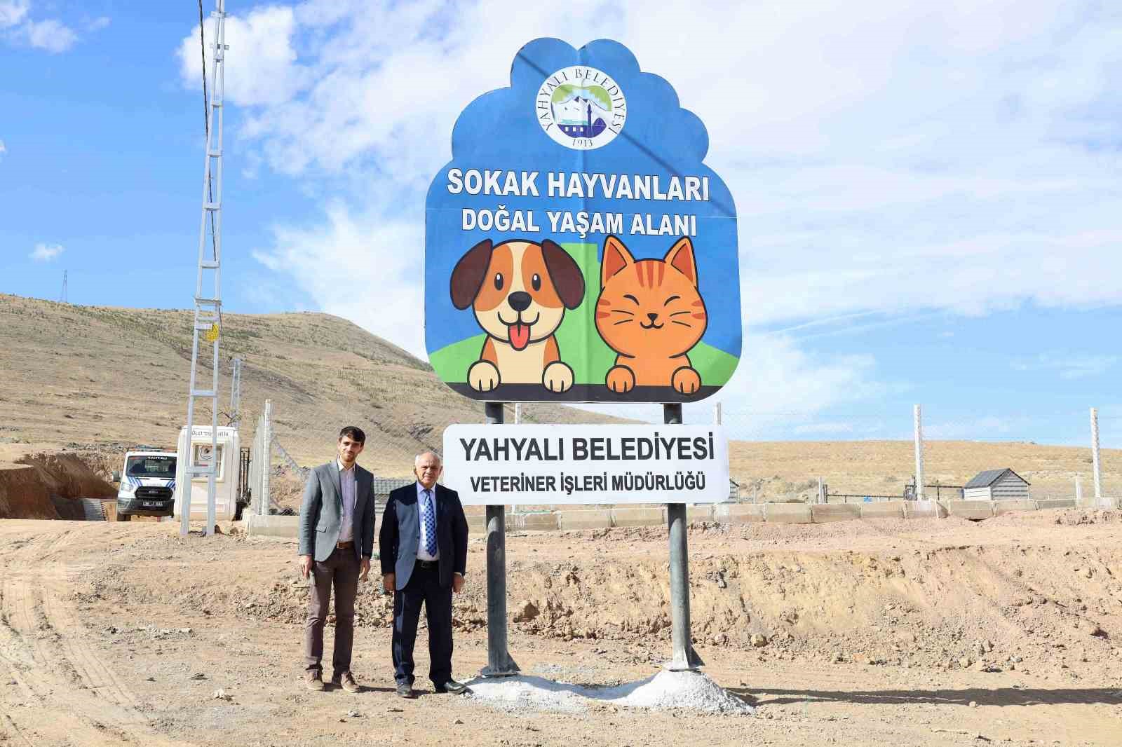 Yahyalı Belediyesi sokak hayvanlarına modern yaşam alanı kazandırdı