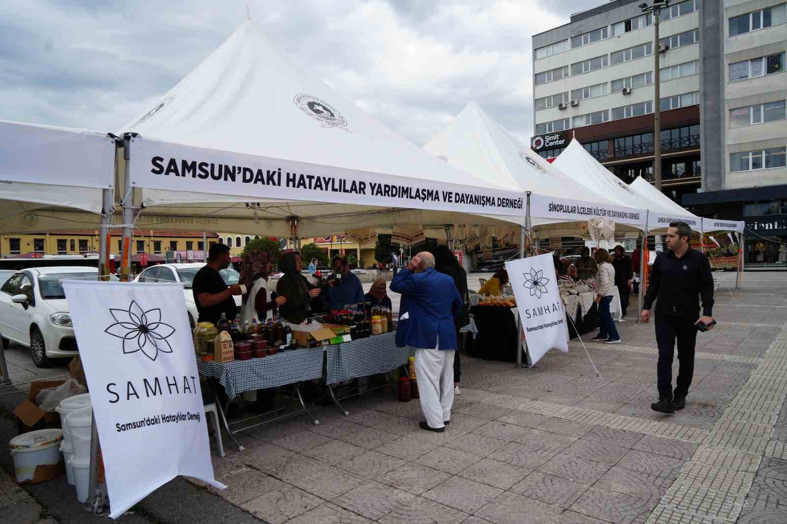 Samsun meydanı hemşehri dernekleri ile şenlendi
