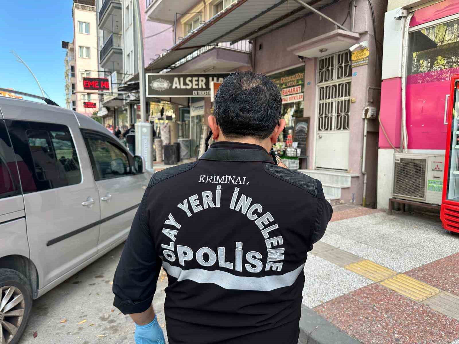 Uşak’ta bıçaklı kavga: 1 ağır yaralı